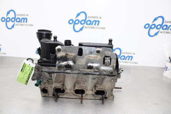 Begagnade Topplock Volkswagen Polo V (6R) 1.2 TDI 12V BlueMotion Pris € 234,00 Marginaltabell erbjuds av Gebr Opdam B.V.