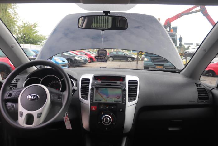 Juego y módulo de airbag de un Kia Venga 1.4 CVVT 16V 2013