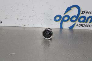Used Start/stop switch Nissan Qashqai (J11) 1.2 DIG-T 16V Price on request offered by Gebr Opdam B.V.