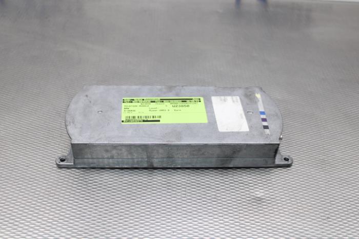 Begagnade Telefonmodul BMW 5 serie (E60) 530i 24V Pris på förfrågan erbjuds av Gebr Opdam B.V.