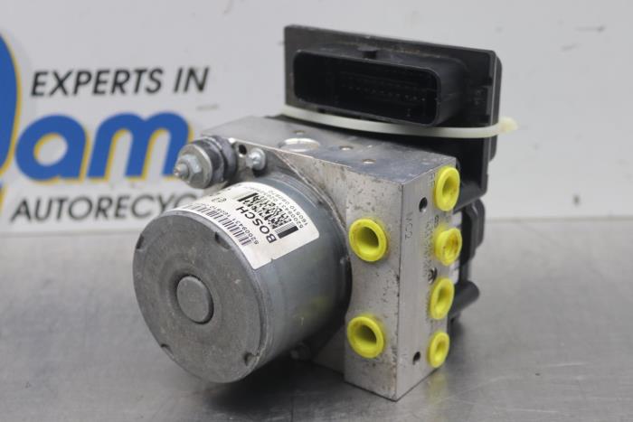 Begagnade ABS-pump Fiat 500 (312) 0.9 TwinAir 80 Pris € 128,00 Marginaltabell erbjuds av Gebr Opdam B.V.