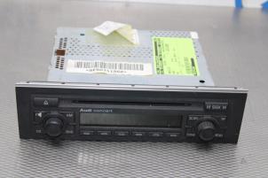 Gebrauchte Radio CD Spieler Audi A4 Avant (B7) 1.9 TDI Preis € 75,00 Margenregelung angeboten von Gebr Opdam B.V.
