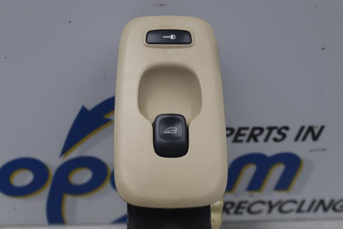 Usados Interruptor de ventanilla eléctrica Volvo S80 (TR/TS) 2.4 SE 20V 170 Precio de solicitud ofrecido por Gebr Opdam B.V.