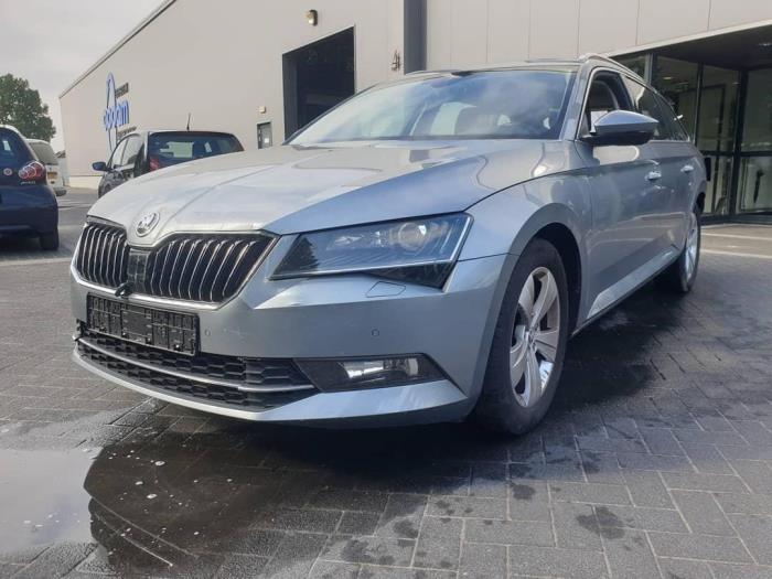 demontage Skoda Superb Superb Combi (3V5), Combi, 2015 / 2024 1.6 TDI