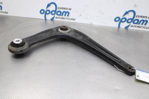 Used Front lower wishbone, left Peugeot Expert (VA/VB/VE/VF/VY) 2.0 Blue HDi 120 16V Price on request offered by Gebr Opdam B.V.