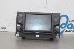 Used Display Multi Media control unit Volkswagen Touran (5T1) 2.0 TDI 150 Price on request offered by Gebr Opdam B.V.