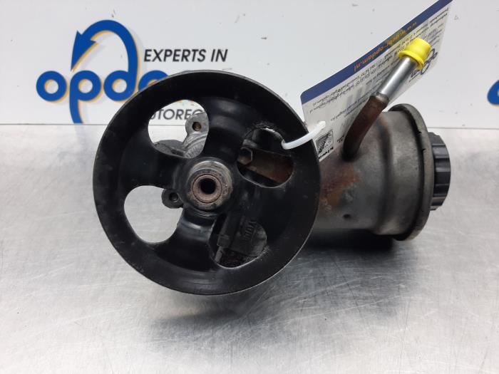 Toyota Yaris Power steering pumps stock