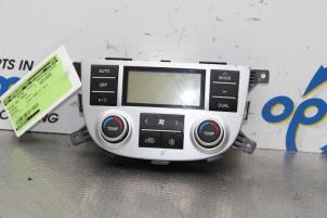 Used Heater control panel Hyundai Santa Fe II (CM) 2.2 CRDi 16V 4x4 Price on request offered by Gebr Opdam B.V.