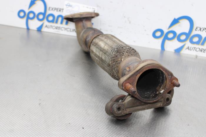 Used Exhaust front section Hyundai Santa Fe II (CM) 2.2 CRDi 16V 4x4 Price on request offered by Gebr Opdam B.V.