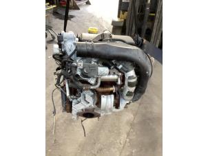 Motor van een Renault Clio III (BR/CR) 1.5 dCi FAP 2011