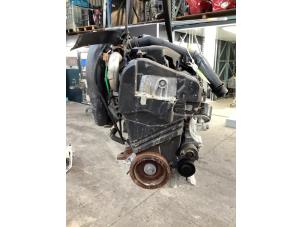 Motor van een Renault Clio III (BR/CR) 1.5 dCi FAP 2011