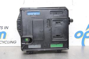 Used Fuse box Renault Scénic III (JZ) 1.2 16V TCe 130 Price on request offered by Gebr Opdam B.V.