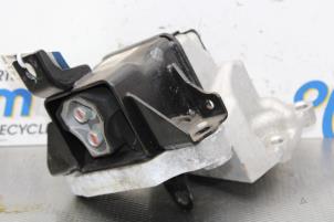 Used Gearbox mount Hyundai Tucson (TL) 1.6 GDi 16V 2WD Price on request offered by Gebr Opdam B.V.