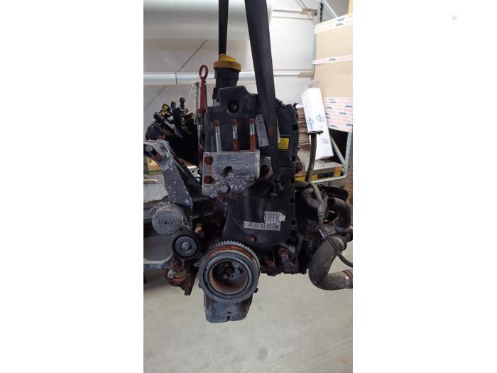 Engine from a Fiat 500 (312) 1.4 16V 2016