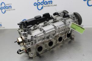 Używane Glowica cylindra Volvo XC90 II 2.0 T6 16V AWD Cena € 750,00 Procedura marży oferowane przez Gebr Opdam B.V.