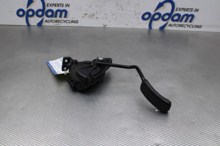 Begagnade Gaspedalsensor Opel Vivaro 2.0 CDTI Pris € 51,00 Marginaltabell erbjuds av Gebr Opdam B.V.