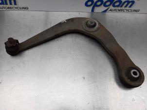 Used Front lower wishbone, left Peugeot 206+ (2L/M) 1.1 XR,XS Price € 35,00 Margin scheme offered by Gebr Opdam B.V.