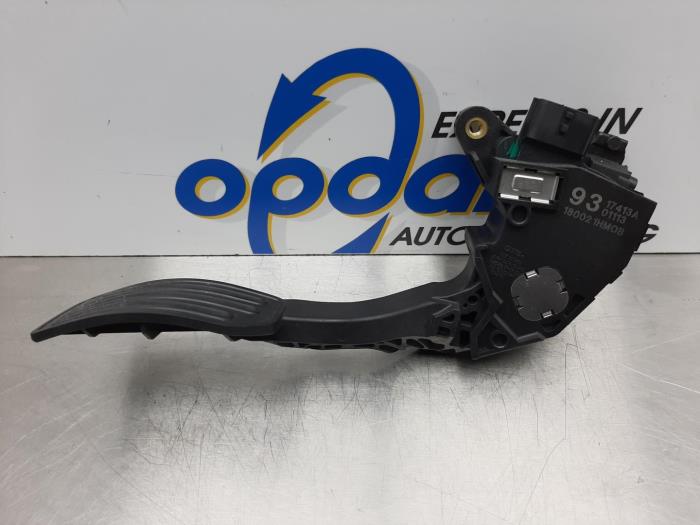 Throttle pedal position sensors with part number 174 stock