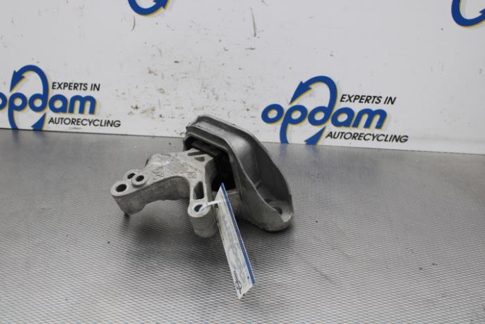 Engine mount Nissan Qashqai (J11), 2013 / 2021 1.2 DIG-T 16V, SUV, Petrol, 1.197cc, 85kW (116pk), FWD, HRA2DDT, 2013-11 / 2018-08, J11D (Used)