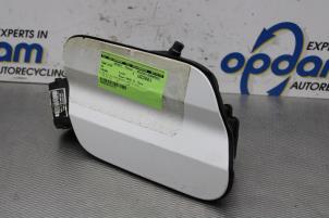Used Tank cap cover Volkswagen Touran (5T1) 2.0 TDI 150 Price on request offered by Gebr Opdam B.V.
