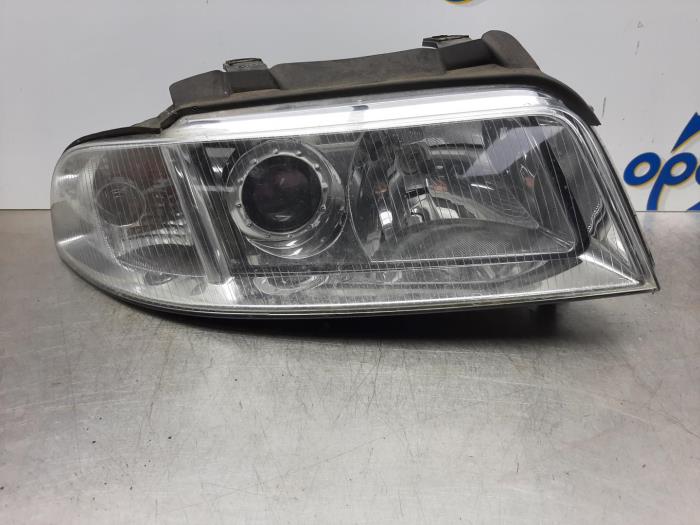 Audi a4 deals b5 headlights