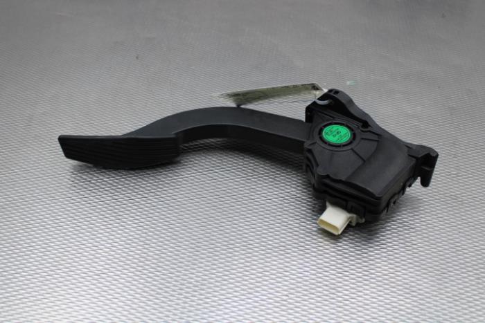 Begagnade Gaspedalsensor Opel Karl 1.0 12V Pris € 30,00 Marginaltabell erbjuds av Gebr Opdam B.V.
