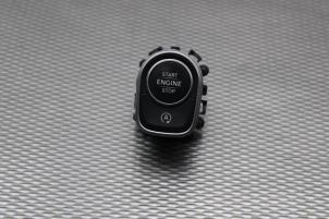 Gebrauchte Start/Stopp Schalter Mercedes Sprinter 5t (907.6) 311 CDI 2.1 D RWD Preis € 24,20 Mit Mehrwertsteuer angeboten von Gebr Opdam B.V.