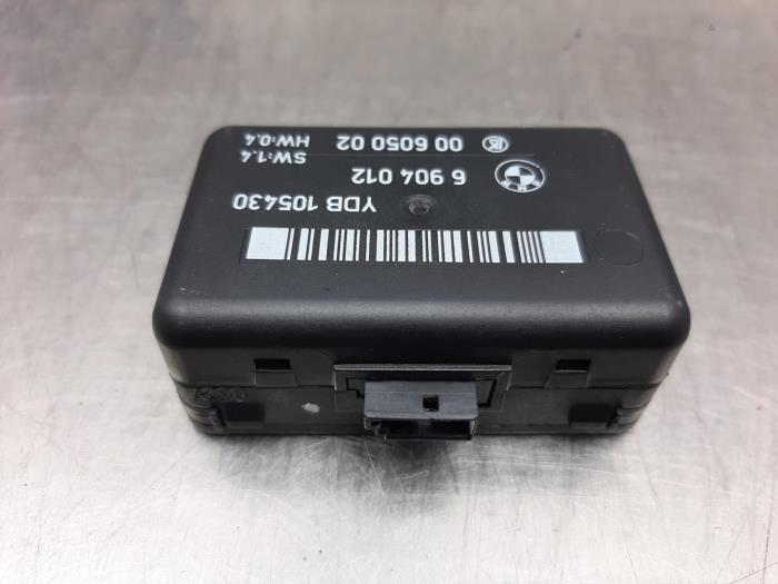 Begagnade Regnsensor BMW 3 serie (E46/2) 320 Ci 24V Pris på förfrågan erbjuds av Gebr Opdam B.V.