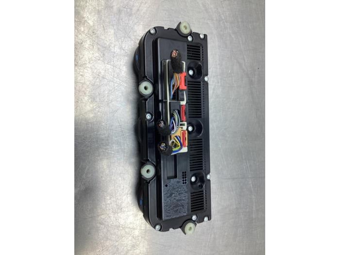 Heater control panel from a Volkswagen Touran (1T1/T2) 1.6 FSI 16V 2003