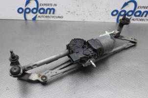 Used Wiper motor + mechanism Volkswagen Polo V (6R) 1.2 12V BlueMotion Technology Price € 25,00 Margin scheme offered by Gebr Opdam B.V.