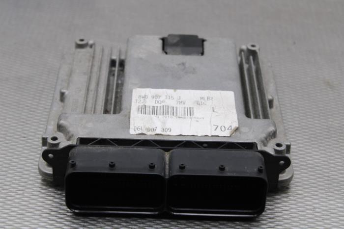 Used Engine management computer Audi A4 Avant (B9) 2.0 40 T MHEV 16V Price on request offered by Gebr Opdam B.V.