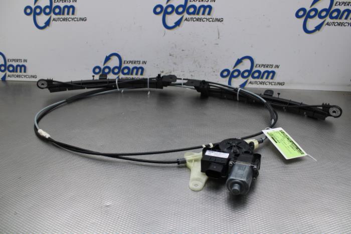 Used Engine cover Audi A4 Avant (B9) 2.0 40 T MHEV 16V Price on request offered by Gebr Opdam B.V.