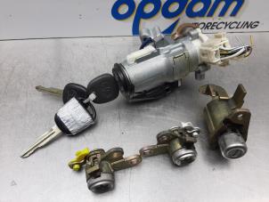 Used Set of cylinder locks (complete) Toyota Yaris (P1) 1.3 16V VVT-i Price on request offered by Gebr Opdam B.V.