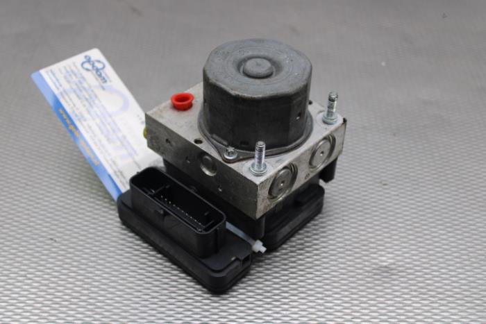 Gebrauchte ABS Pumpe Volkswagen Polo V (6R) 1.2 TSI Preis € 106,00 Margenregelung angeboten von Gebr Opdam B.V.