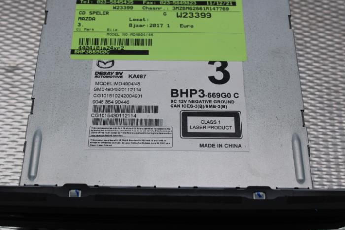 CD player from a Mazda 3 (BM/BN) 2.0 SkyActiv-G 120 16V 2017