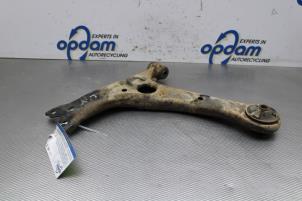 Used Front lower wishbone, left Toyota Prius (NHW20) 1.5 16V Price € 50,00 Margin scheme offered by Gebr Opdam B.V.