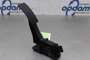 Gaspedalposition Sensor van een Mercedes-Benz A (177.0) 2.0 A-220 Turbo 16V 2019