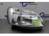 Headlight, right from a Peugeot Partner, 1996 / 2015 1.9D, Delivery, Diesel, 1.868cc, 51kW (69pk), FWD, DW8B; WJY, 2002-10 / 2015-12 2005