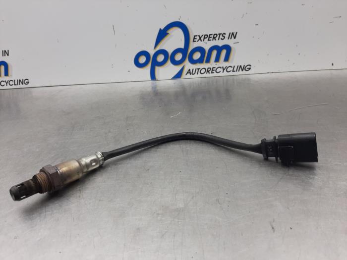Usagé Sonde lambda Volkswagen Golf VI Cabrio (1K) 1.2 TSI Prix € 38,00 Règlement à la marge proposé par Gebr Opdam B.V.