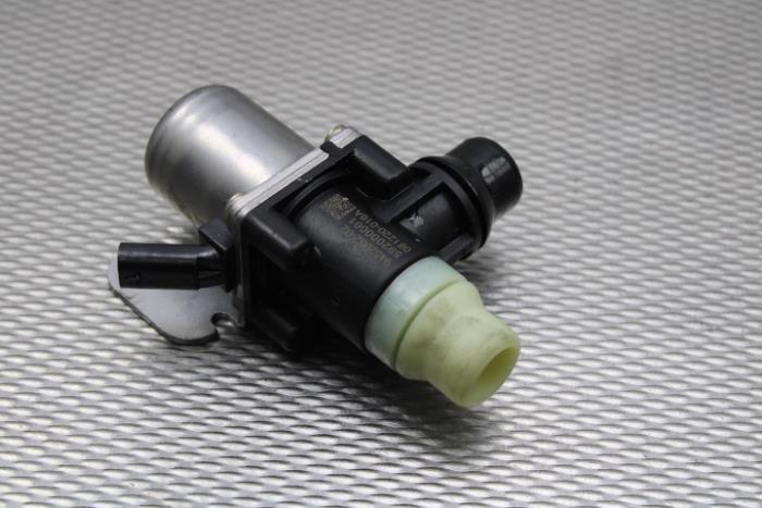 Begagnade Extra vattenpump BMW iX3 80 kWh Pris på förfrågan erbjuds av Gebr Opdam B.V.
