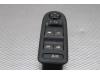 Electric window switch from a Peugeot 308 (4A/C), 2007 / 2015 1.6 VTI 16V, Hatchback, Petrol, 1.598cc, 88kW (120pk), FWD, EP6; 5FW, 2007-09 / 2014-10, 4A5FW; 4C5FW 2008