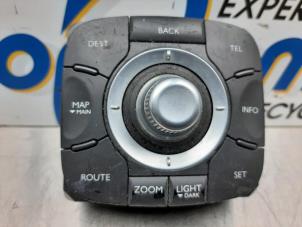 Usagé Unité de contrôle Multimedia Renault Laguna II (BG) 2.0 16V Turbo Prix € 40,00 Règlement à la marge proposé par Gebr Opdam B.V.