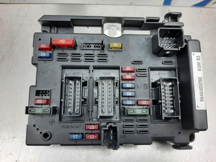 Fuse box Peugeot 206 1.4 XR,XS,XT,Gentry - 9646405280 DELPHI