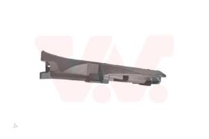 New Front bumper bracket, right Renault Clio Price € 15,00 Inclusive VAT offered by Gebr Opdam B.V.