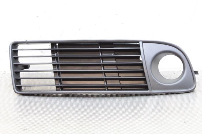 Nya Grill Audi A6 Pris € 12,10 Inklusive moms erbjuds av Gebr Opdam B.V.