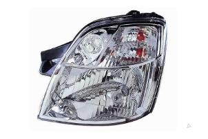 New Headlight, left Kia Picanto Price € 80,01 Inclusive VAT offered by Gebr Opdam B.V.
