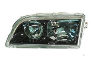 New Headlight, left Volvo S40/V40 Price € 80,01 Inclusive VAT offered by Gebr Opdam B.V.