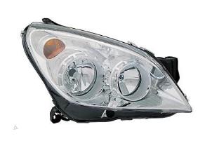 New Headlight, right Opel Astra Price € 125,01 Inclusive VAT offered by Gebr Opdam B.V.