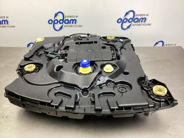 Adblue Tank van een Citroen DS3 2015