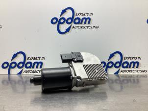 New Front wiper motor Audi Q7 Price € 181,44 Inclusive VAT offered by Gebr Opdam B.V.